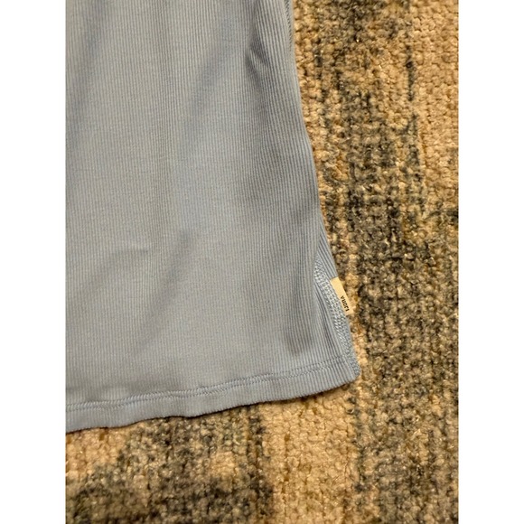 Vuori Pose Cami Tank Top Surf Blue Medium Pristine Condition - Picture 4 of 5